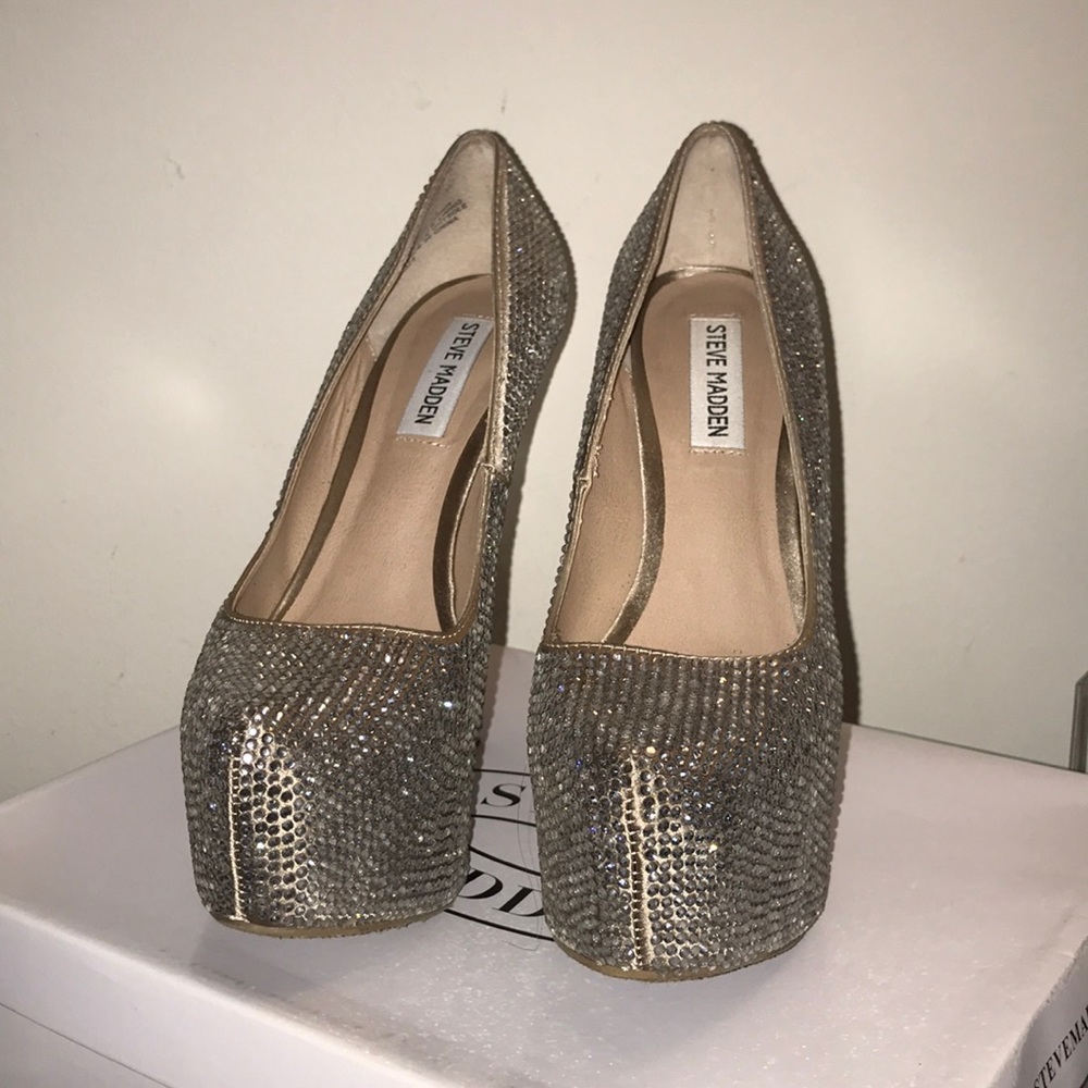 Platform heels